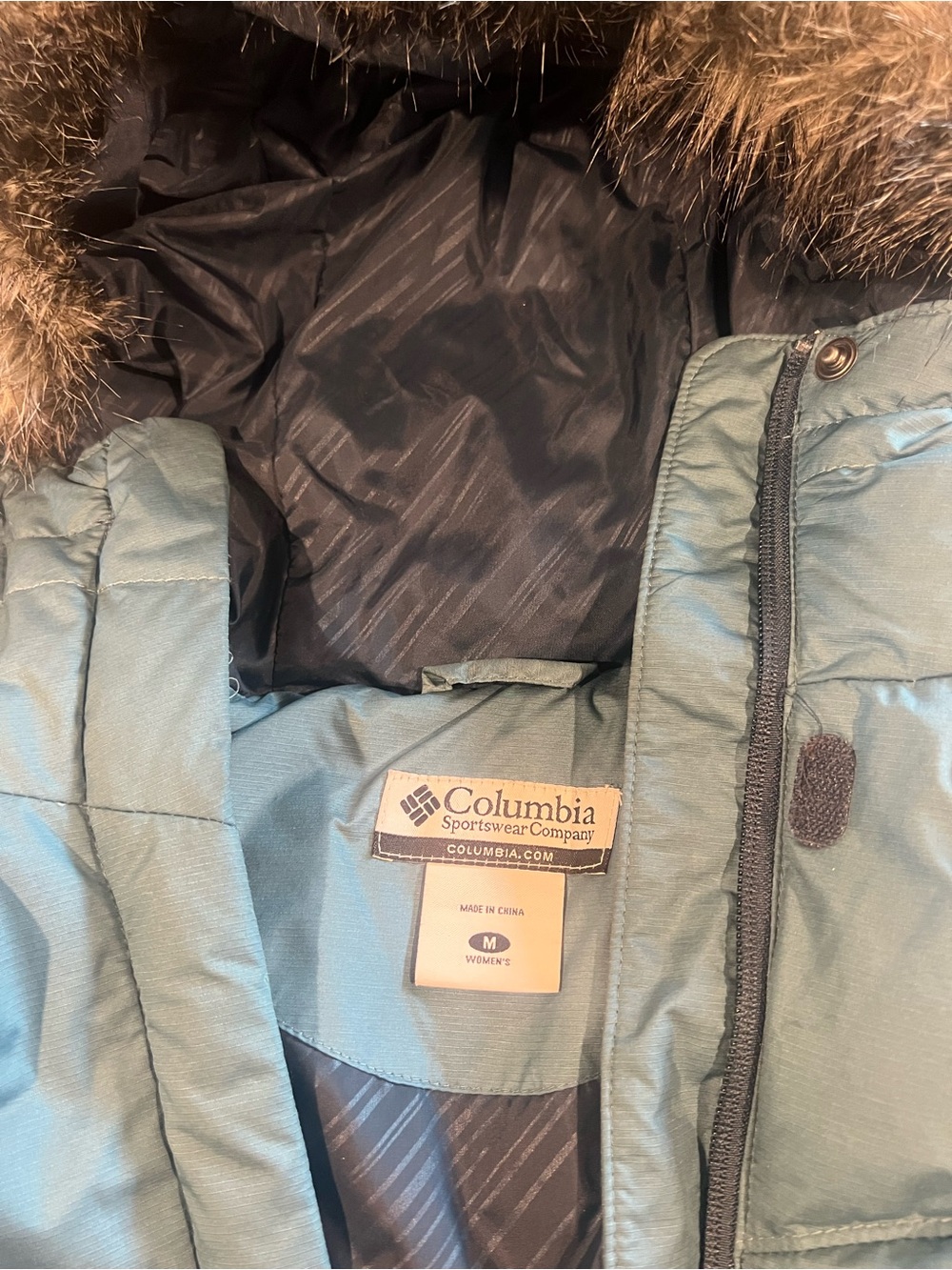Columbia Women's Teal Blue Puffer Jacket with Faux Fur Trim Hood